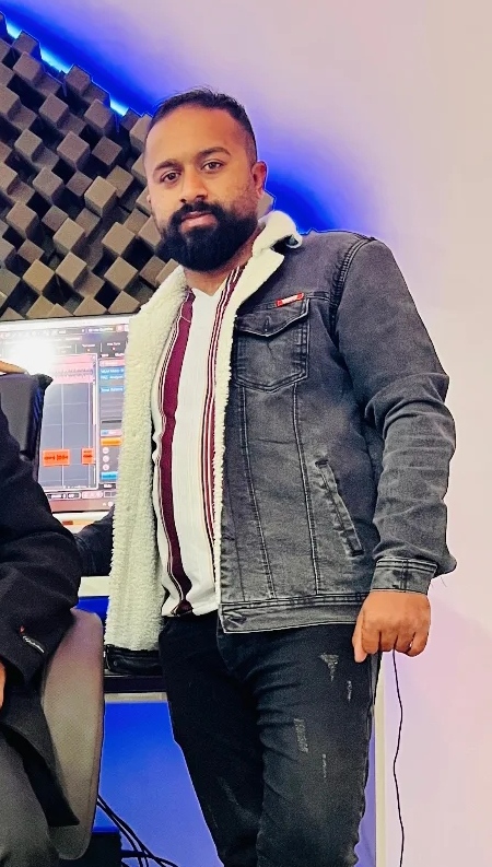 وحید آملی