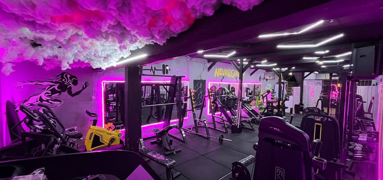 باشگاه بانوان تهران