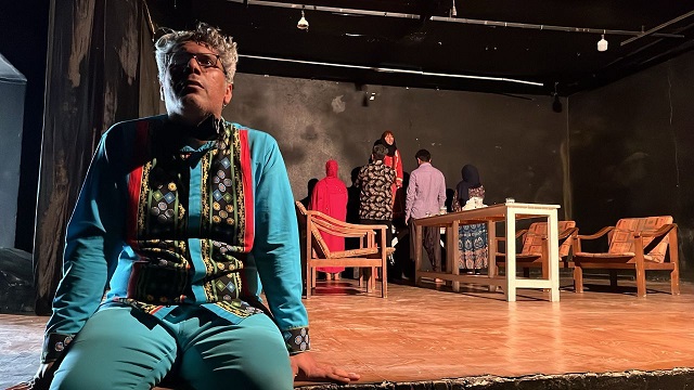 بازبینی آثار راه یافته به مرحله نهایی نخستین جشنواره استانی تئاتر کمدی و هشتمین جشنواره شهرستانی پند و پنت