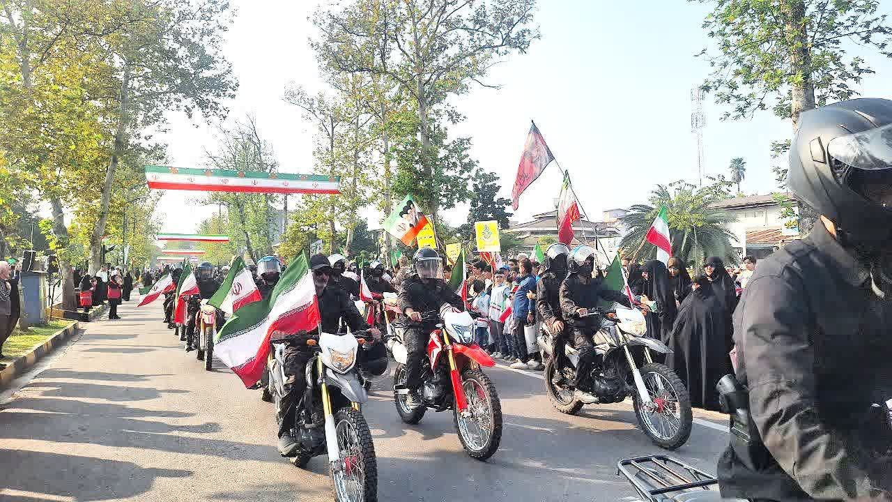 رزمایش جانفدایان در لاهیجان برگزار شد + تصاویر