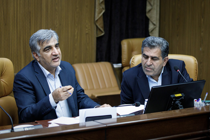 نشست مشترک هیات رئیسه کمیسیون اجتماعی مجلس و مدیرعامل تامین اجتماعی برگزار شد