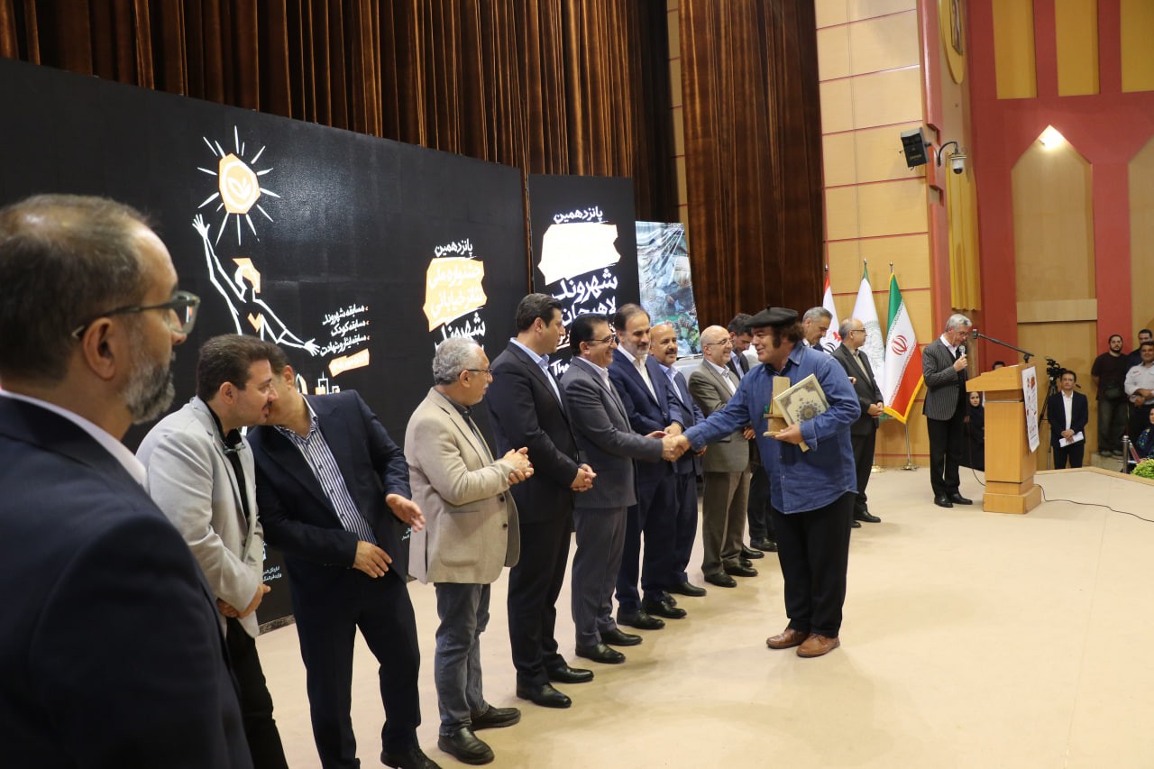 برگزیدگان پانزدهمین جشنواره ملی تئاتر خیابانی شهروند لاهیجان معرفی شدند